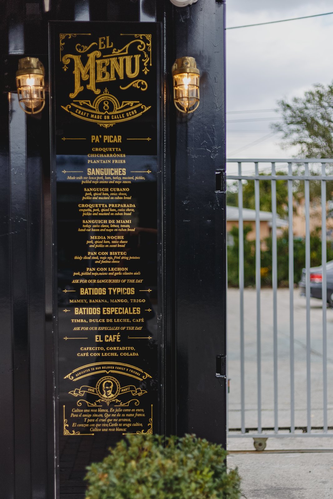 Sanguich de Miami original menu signage